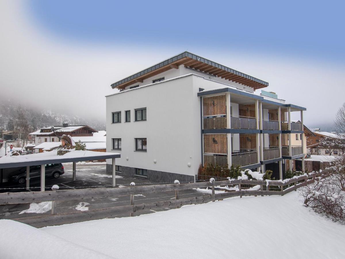 Apartment In Neukirchen With A Carport Neukirchen am Großvenediger Dış mekan fotoğraf